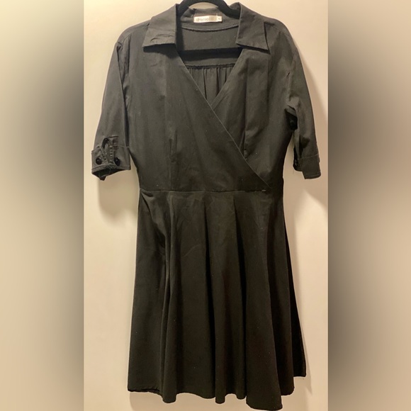 Collared 3/4 sleeve dress - Picture 4 of 9